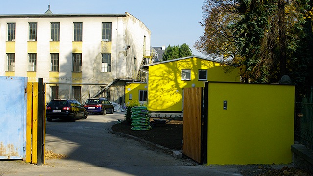 nákup vedlejšího objektu pro rozšíření kapacit a skladů