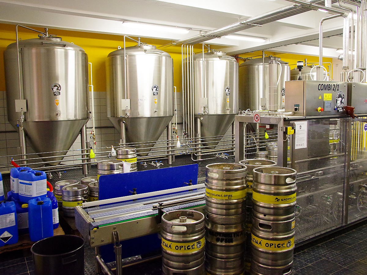 instalace nových CKT na 40 hl a automatického plniče sudů