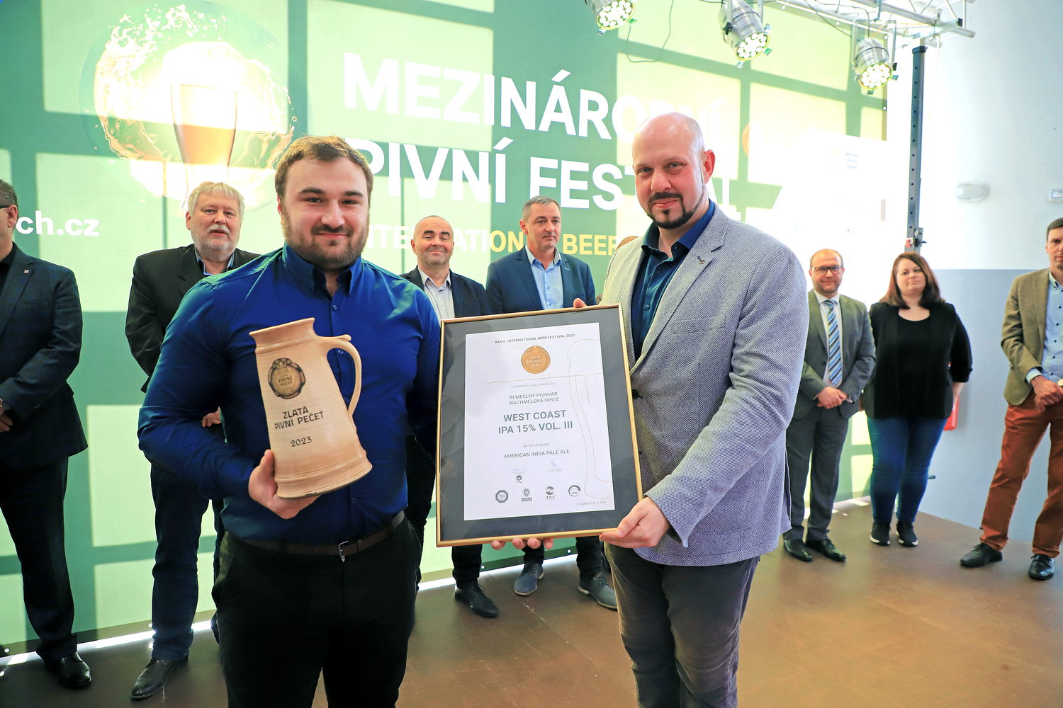 West Coast IPA 15% vol.III : 1.místo Zlatá pivní pečeť 2023